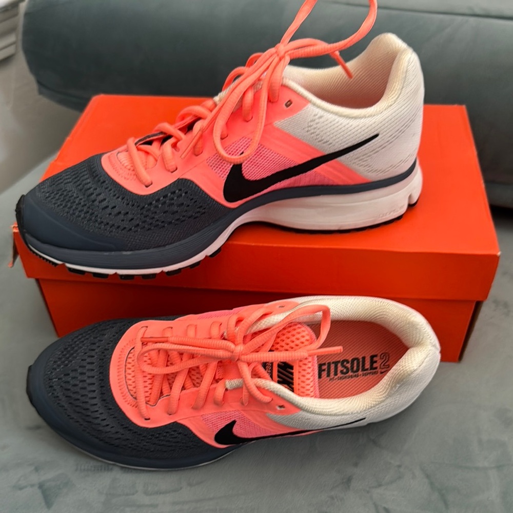 Nike Women's Athletic Shoes - Coral and Dark Gray